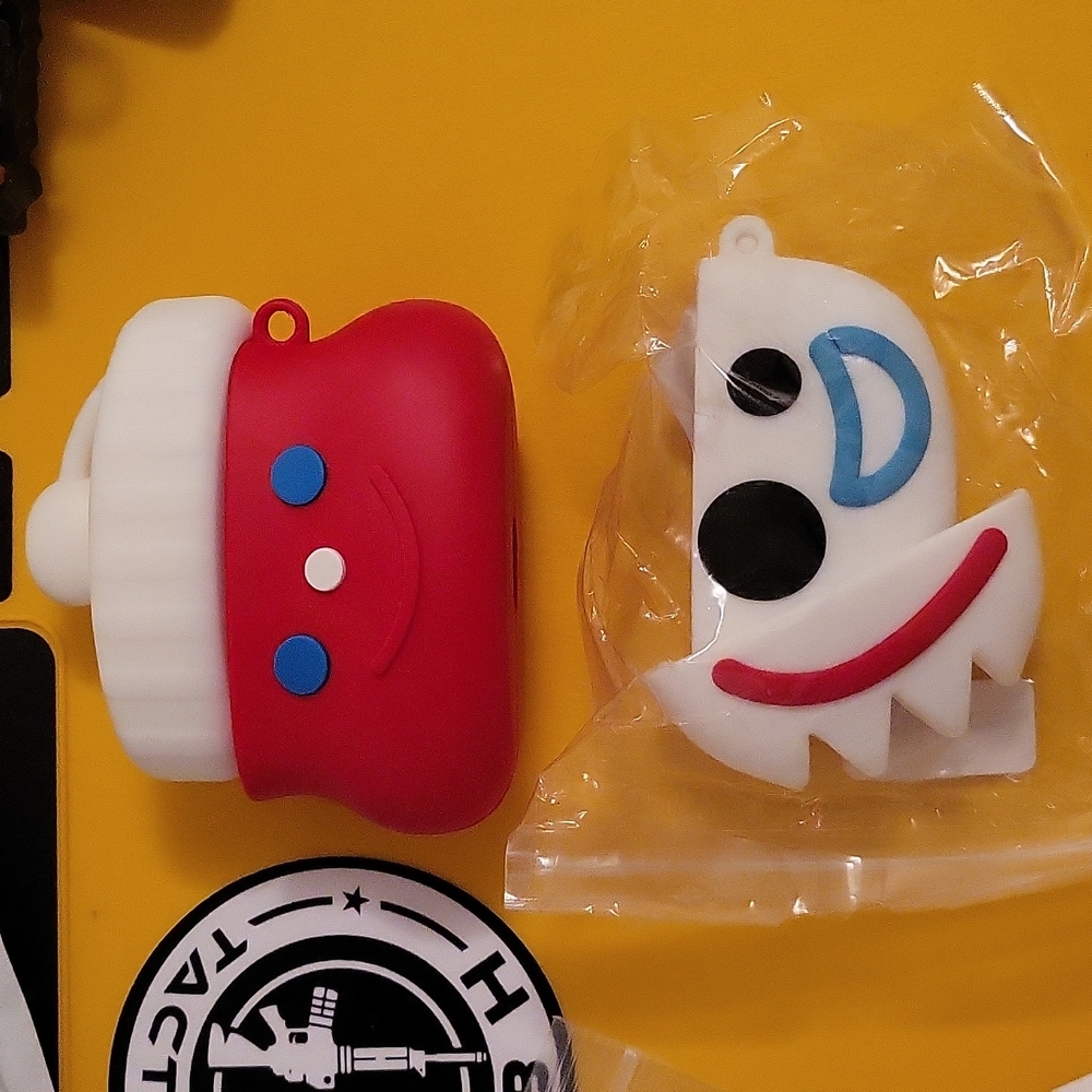 Forky and the kool-aid man airpod case bundle new